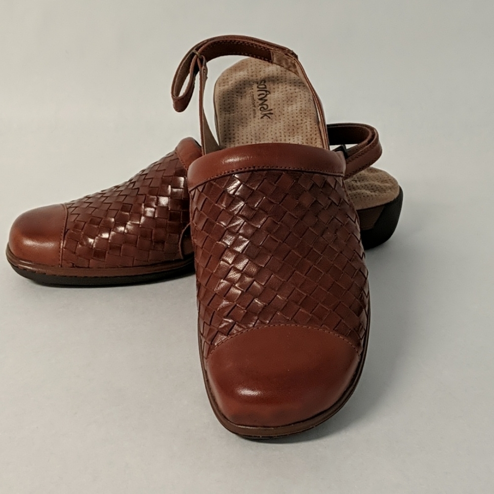 Software sandals